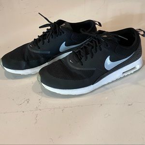 Nike Air Max Thea size 8